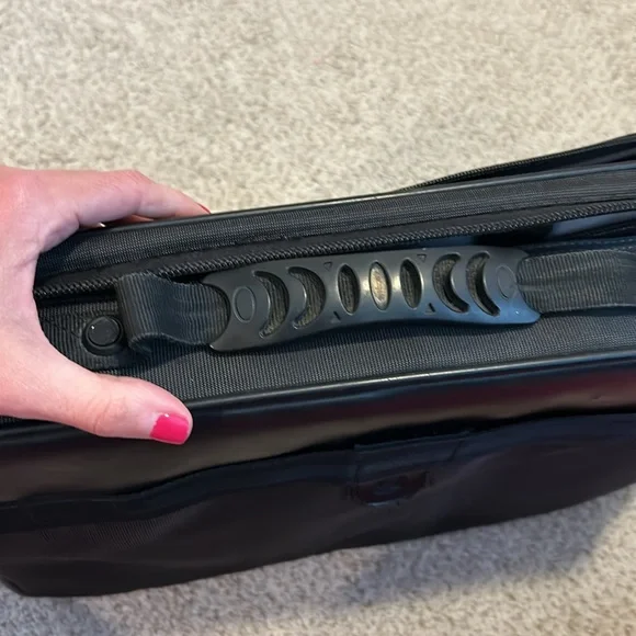 Swiss Gear Laptop Bag, Black - Picture 8 of 11